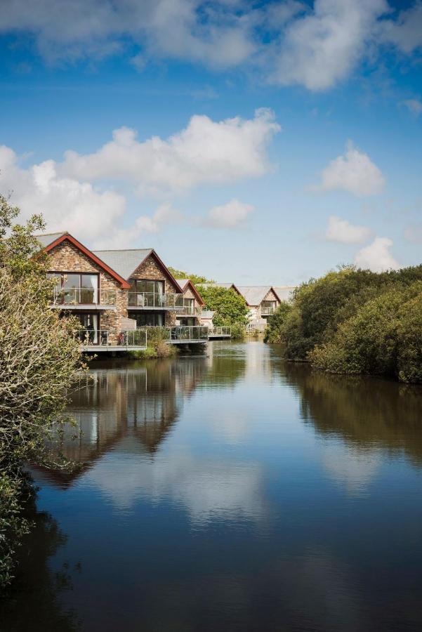 Kingfisher Hot Tub & Log Burner House On Premium Lakeside With Resort Facilities Сент-Колумб-Мейджор Экстерьер фото