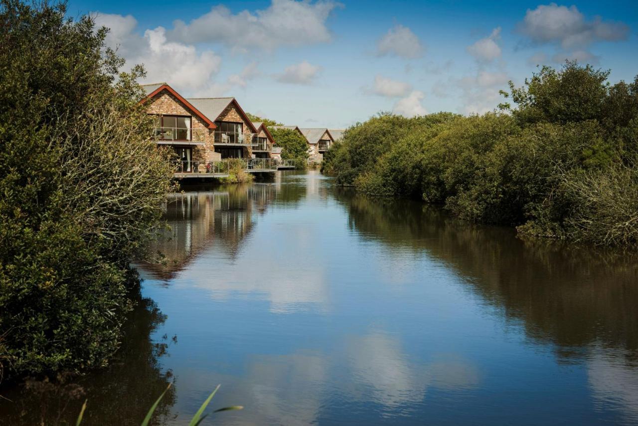Kingfisher Hot Tub & Log Burner House On Premium Lakeside With Resort Facilities Сент-Колумб-Мейджор Экстерьер фото